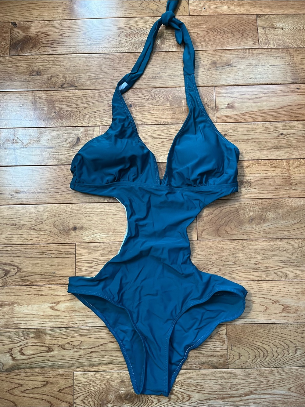 NEW Cut out one piece swimsuit